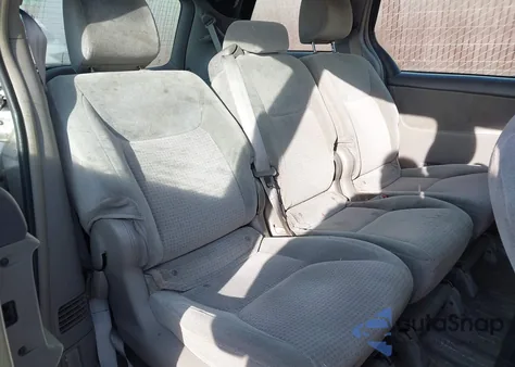 2009 Toyota Sienna Ce из США, поврежденный, VIN 5TDZK23C79S229093